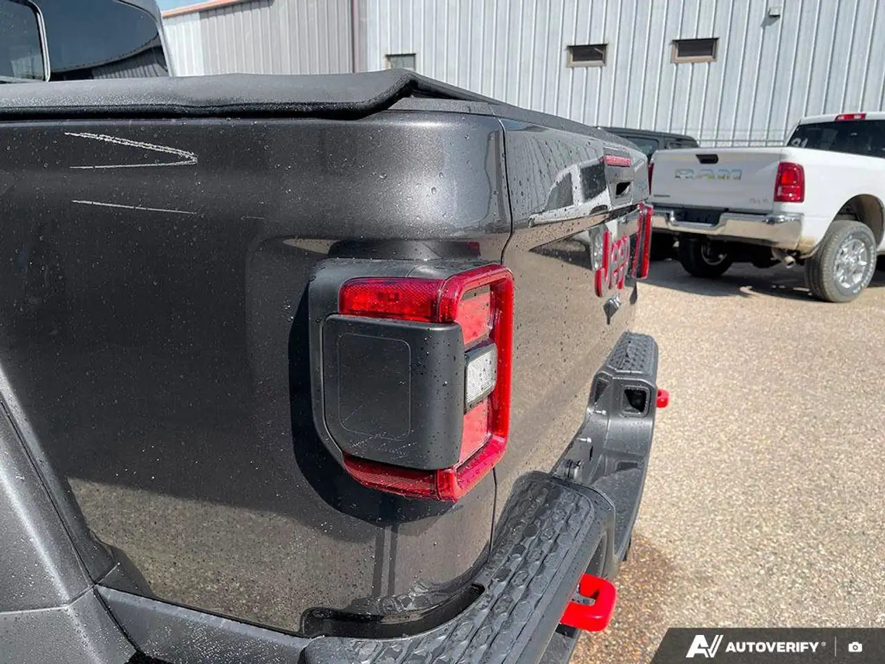 Jeep Gladiator снимка Jeep Gladiator