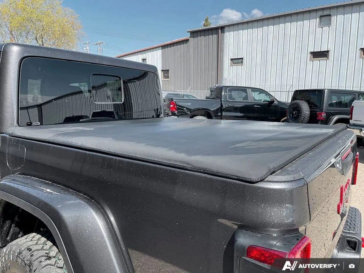 Jeep Gladiator снимка Jeep Gladiator