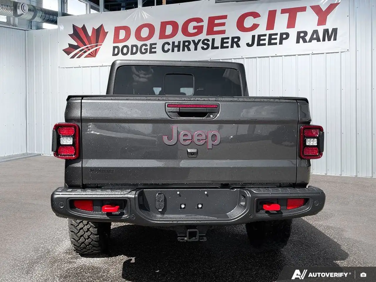 Jeep Gladiator снимка Jeep Gladiator