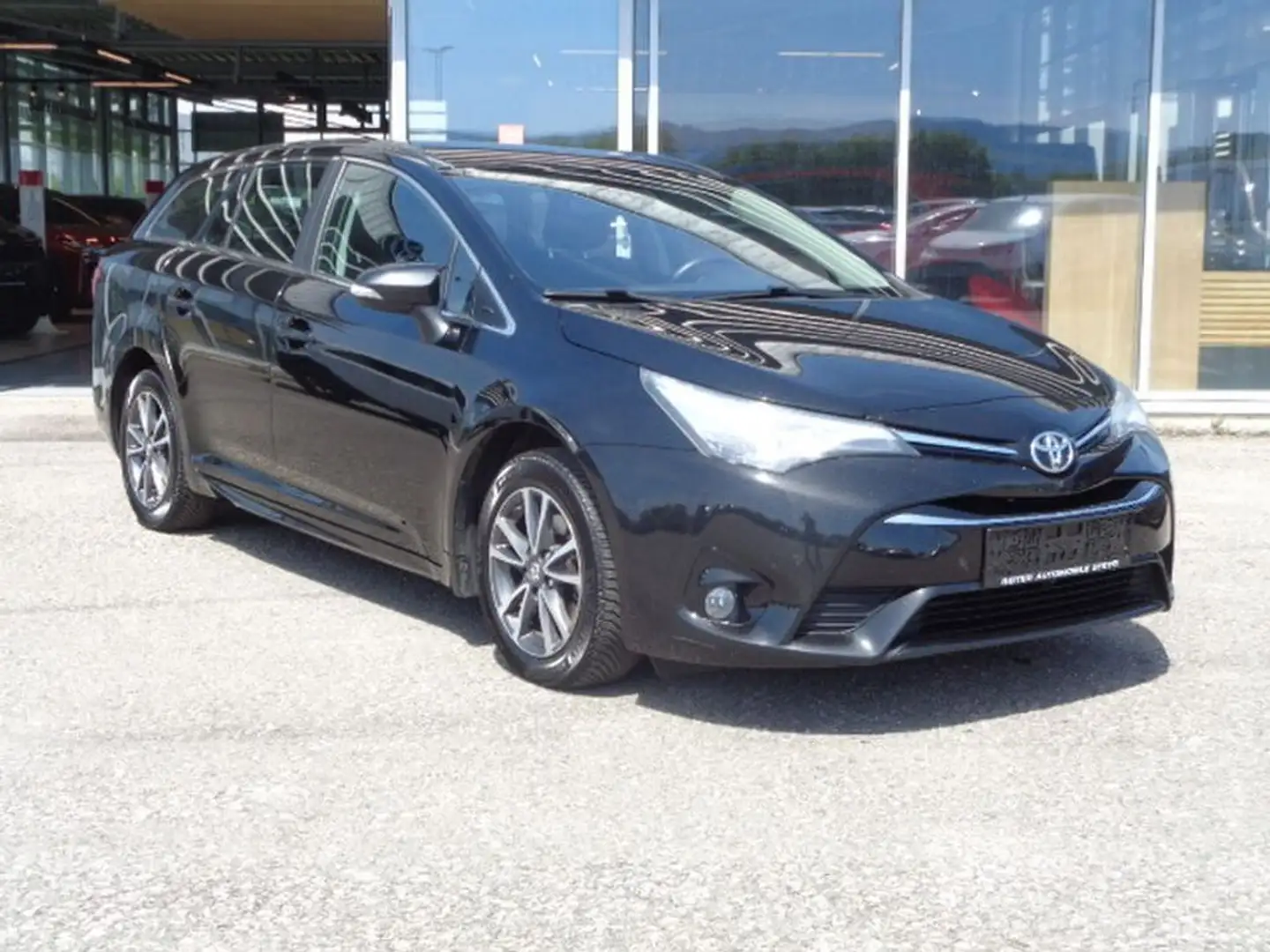 Toyota Avensis 1,6 D-4D Business Edition *NAVI *Kamera Schwarz - 1