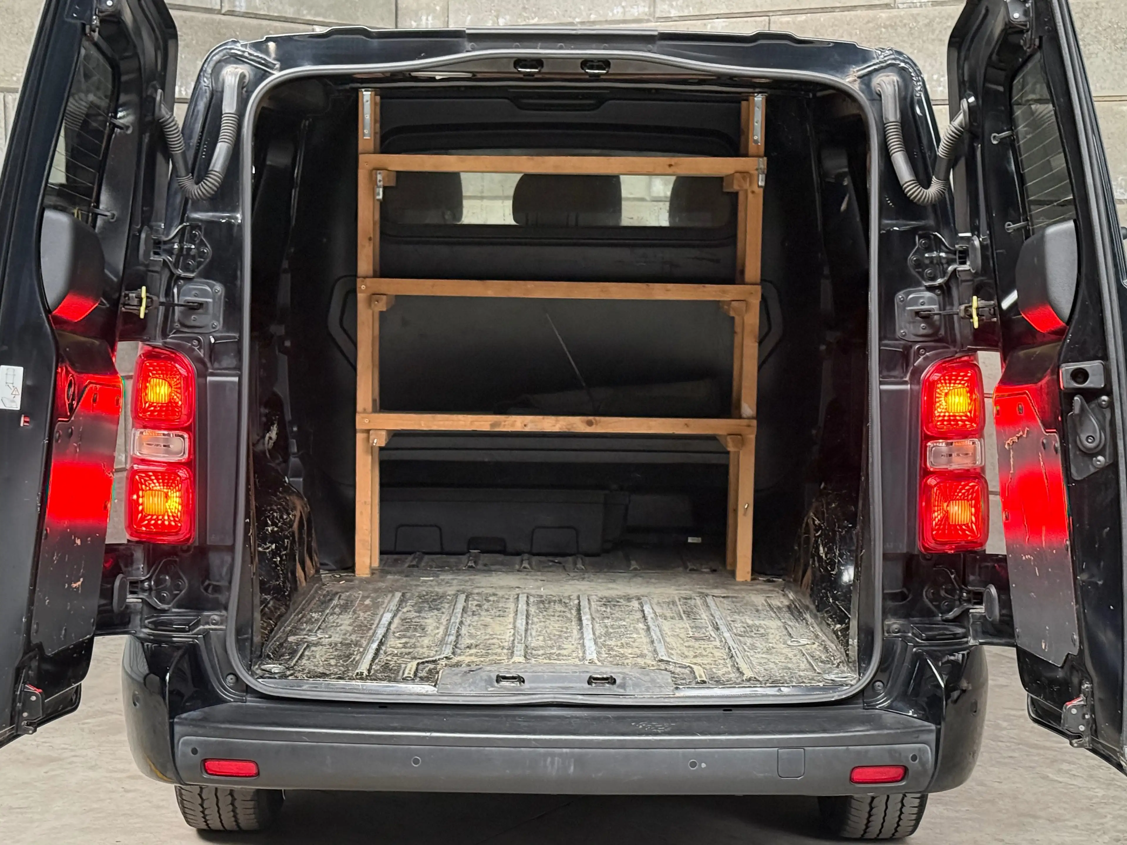 Peugeot Expert 2.0 BlueHDi L3 Long — photo 9