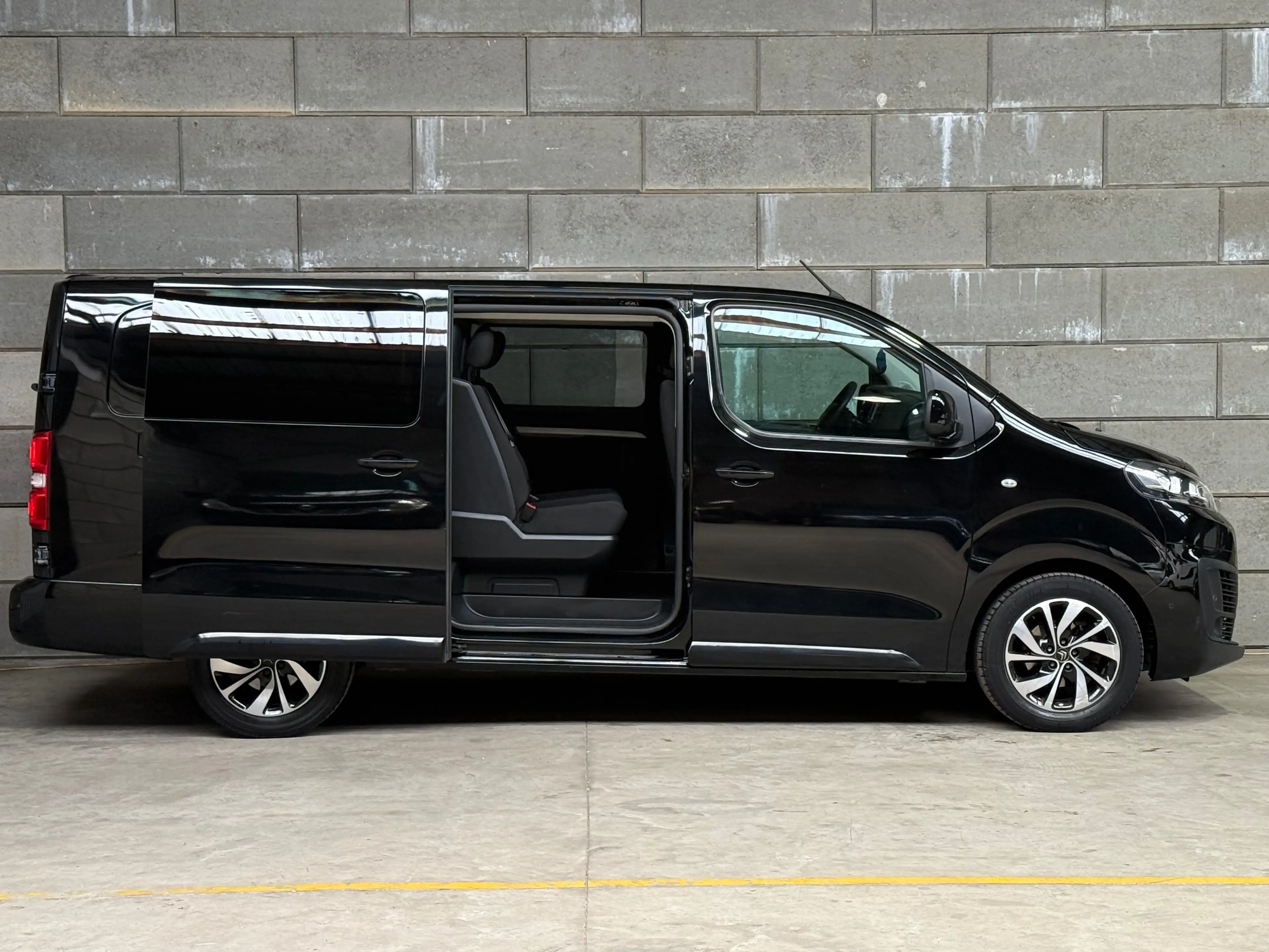 Peugeot Expert 2.0 BlueHDi L3 Long — photo 13
