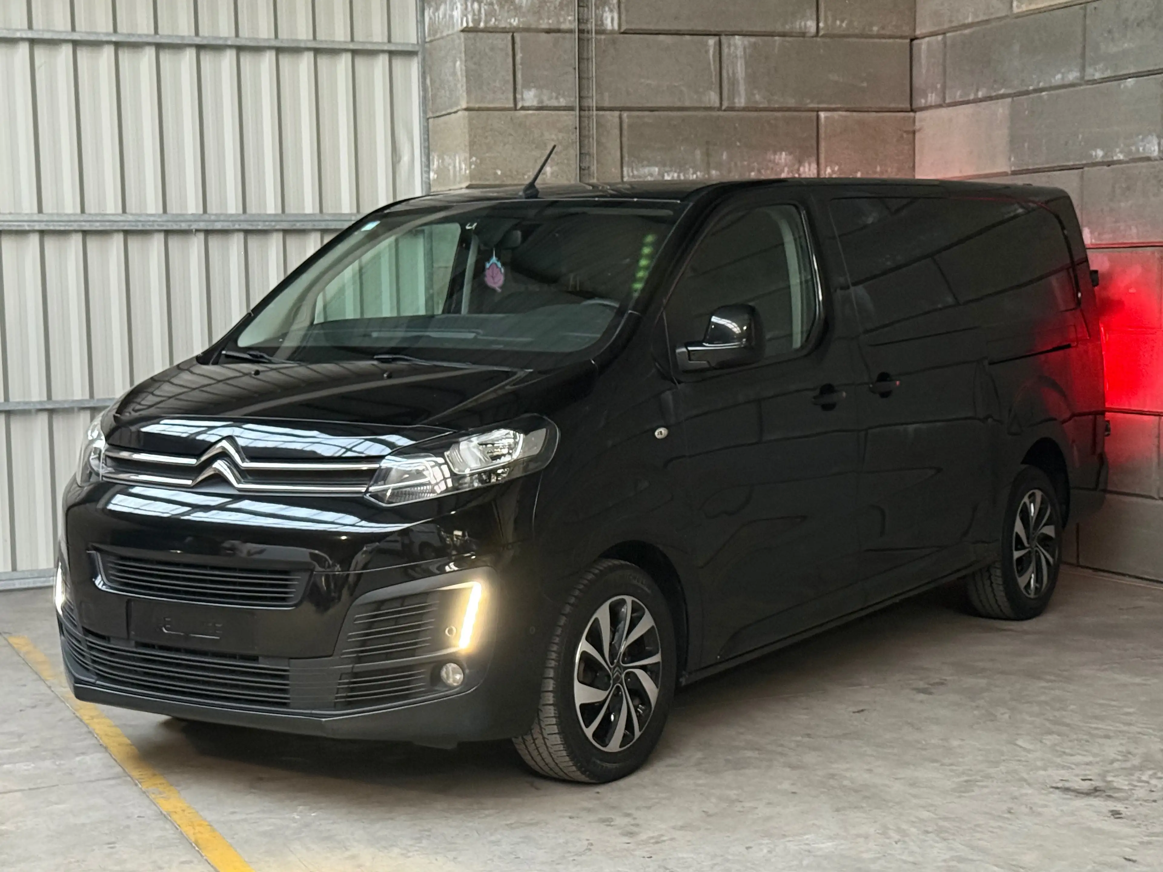 Peugeot Expert 2.0 BlueHDi L3 Long — photo 3