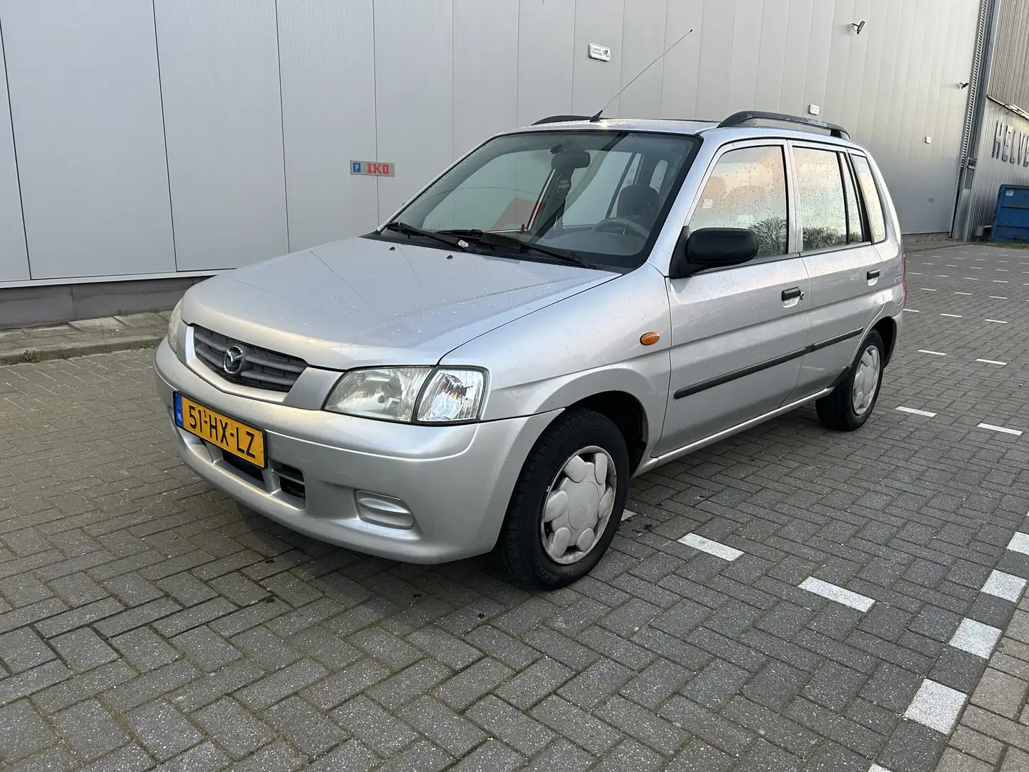 Mazda Demio 1.5 Exclusive Grau - 1