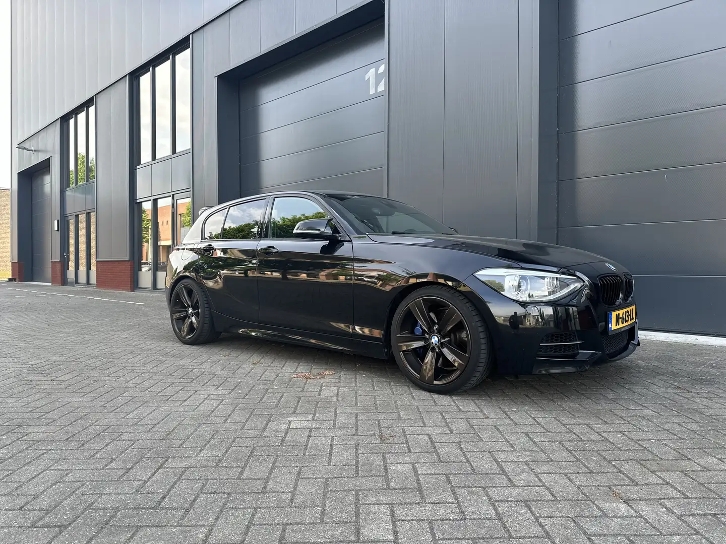 BMW 135 M135i HARMAN KARDON/ KW/ MILLTEK Black - 1
