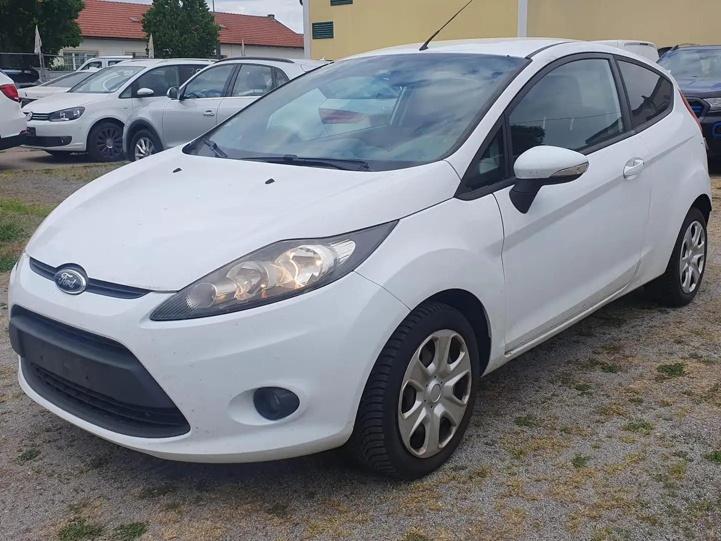 Ford Fiesta FiestaVan 1,25 16V Trend Trend Weiß - 2