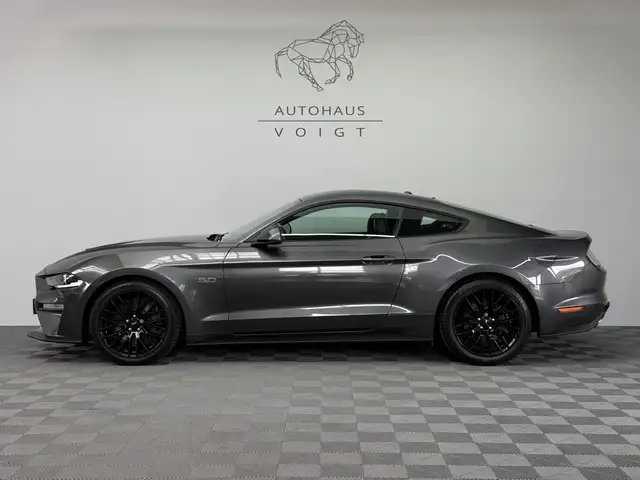 Ford Mustang main image