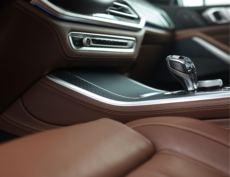 BMW X5 45e xDrive | Sky - HUD - Volleder - Massage — photo 5