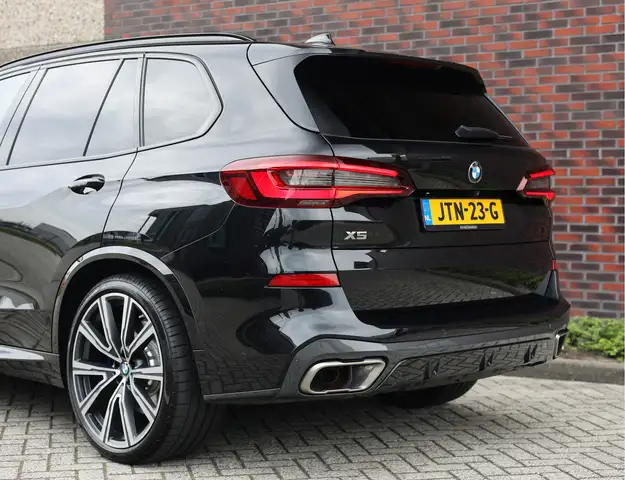 BMW X5 view 21