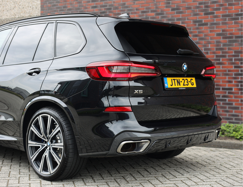BMW X5 45e xDrive | Sky - HUD - Volleder - Massage — photo 21