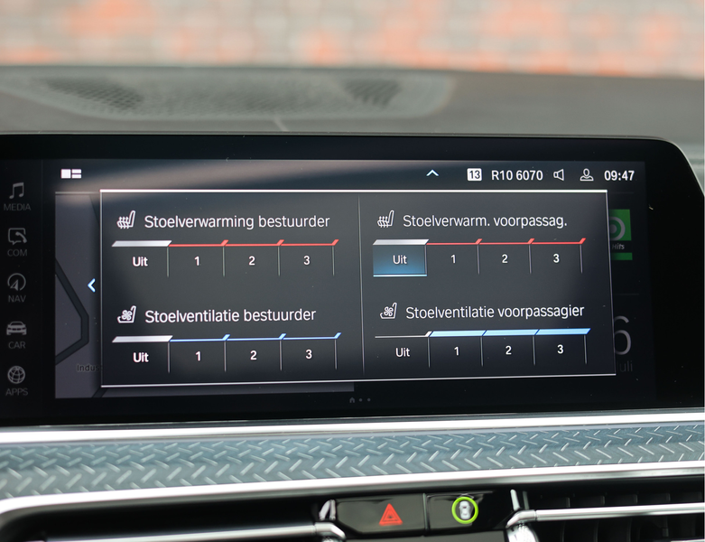 BMW X5 45e xDrive | Sky - HUD - Volleder - Massage — photo 27
