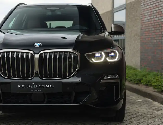 BMW X5 view 13