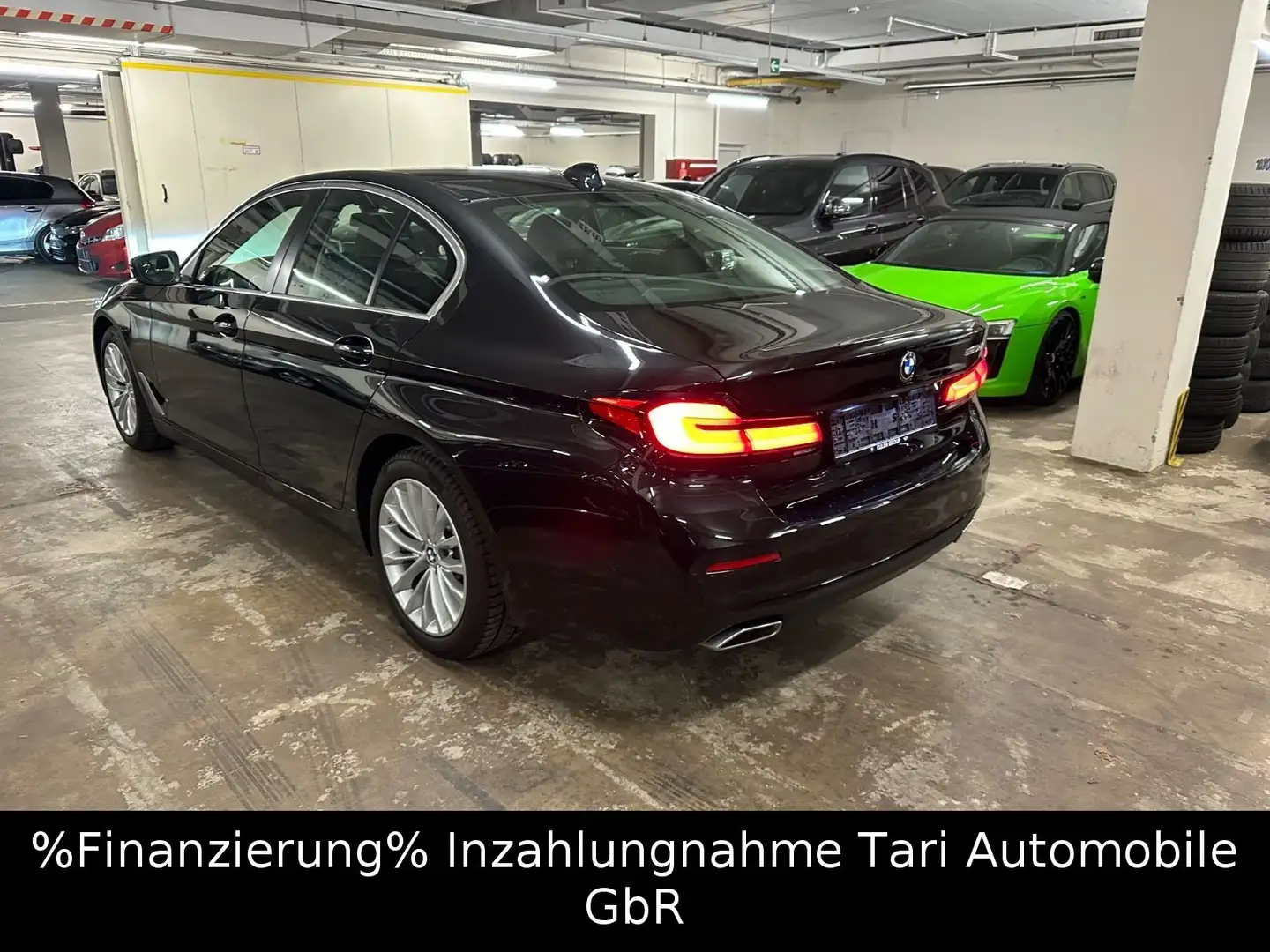 BMW 520 d Limousine LiveCockpit,Leder,1.Hand**32tkm** Schwarz - 1