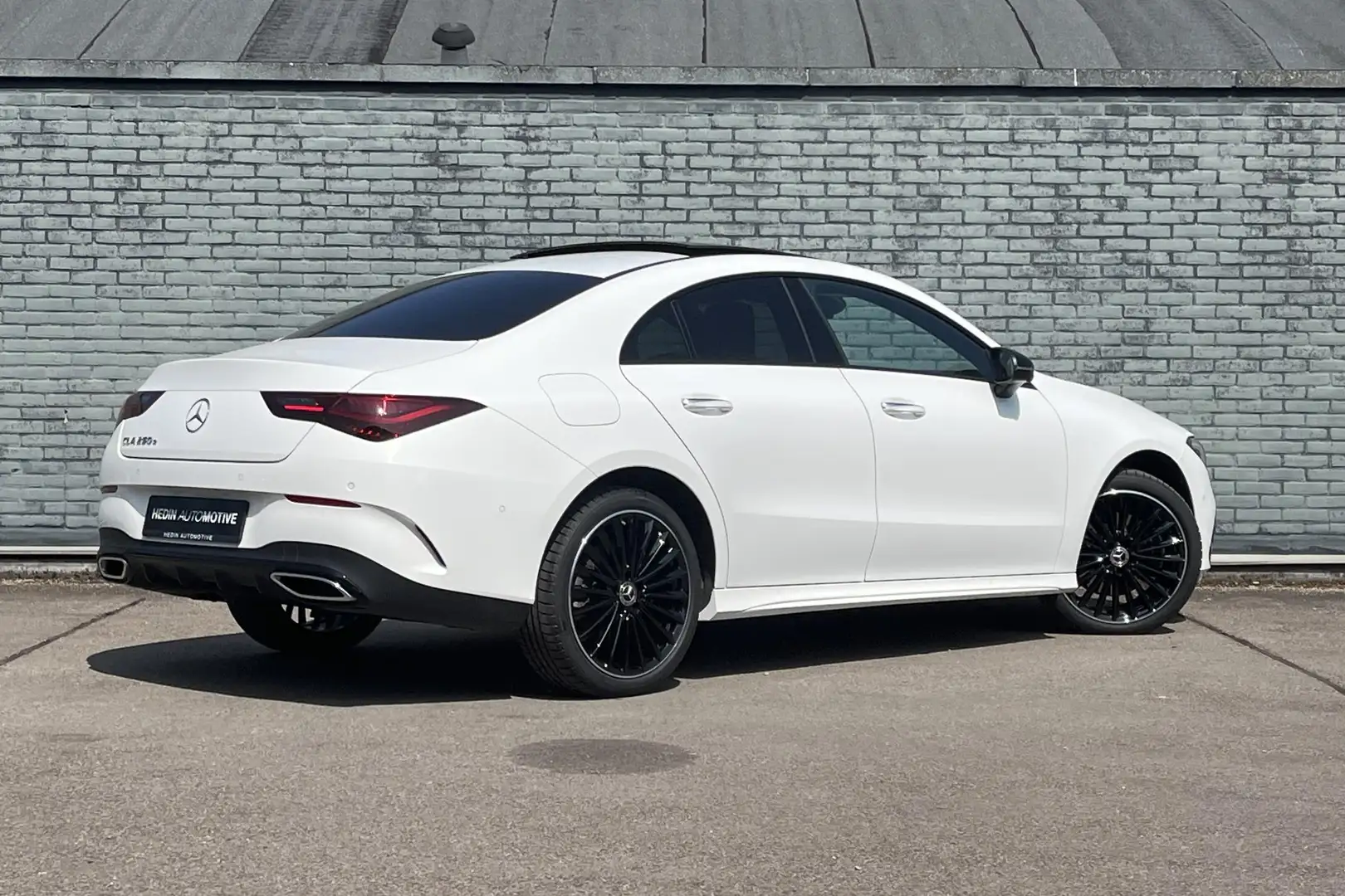 Mercedes-Benz CLA 250 CLA 250e Coupé Automaat AMG Line | Advanced Plus P Blanco - 2