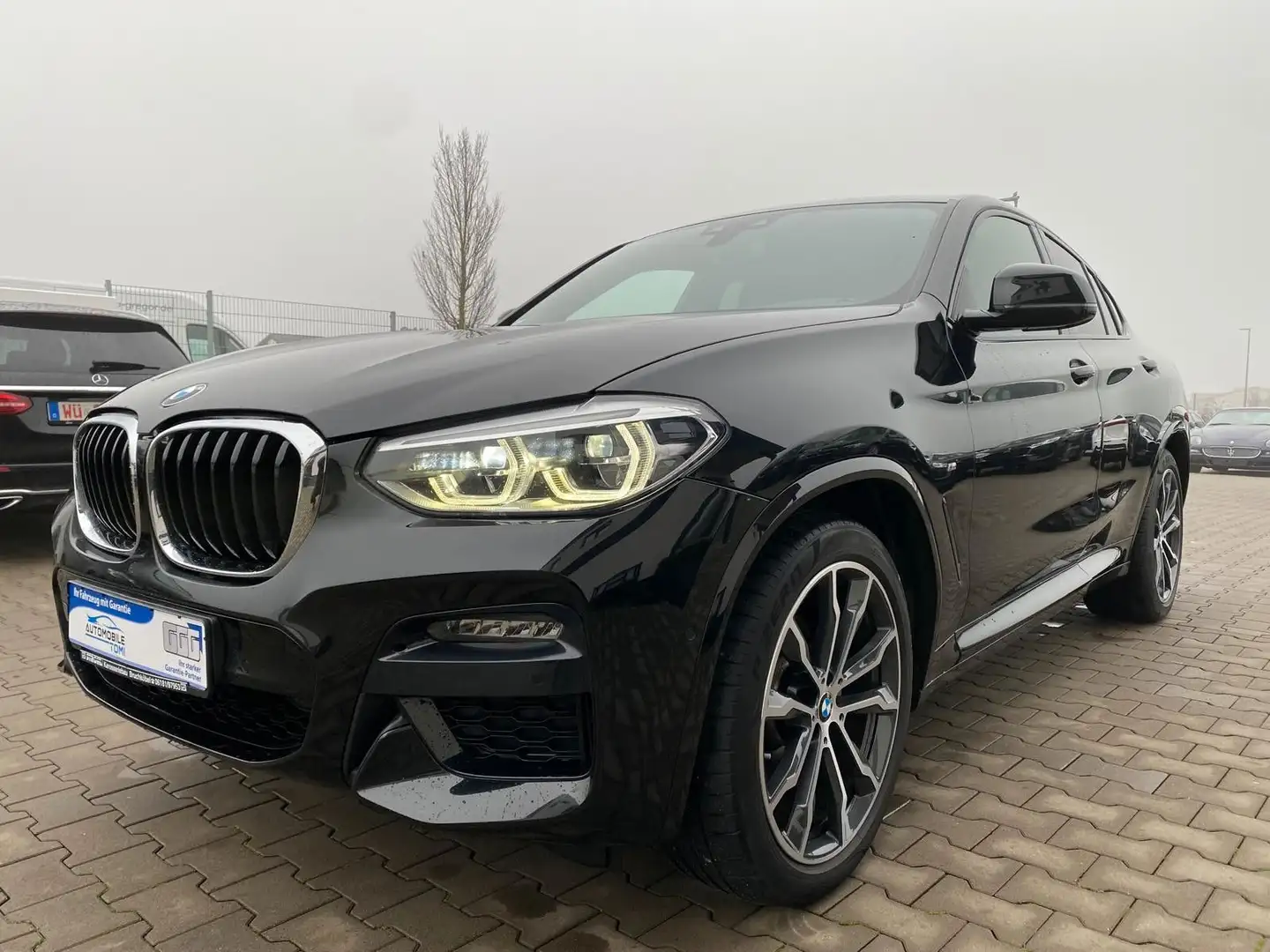 BMW X4 xDrive 20 d M Sport|R-KAM|VIRT.COCKPIT|DEUT.F Schwarz - 1