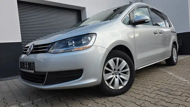 Volkswagen Sharan TDI+NAVI+TÜV+GARANTIE+ANHÄNG+KAMERA+SITZH