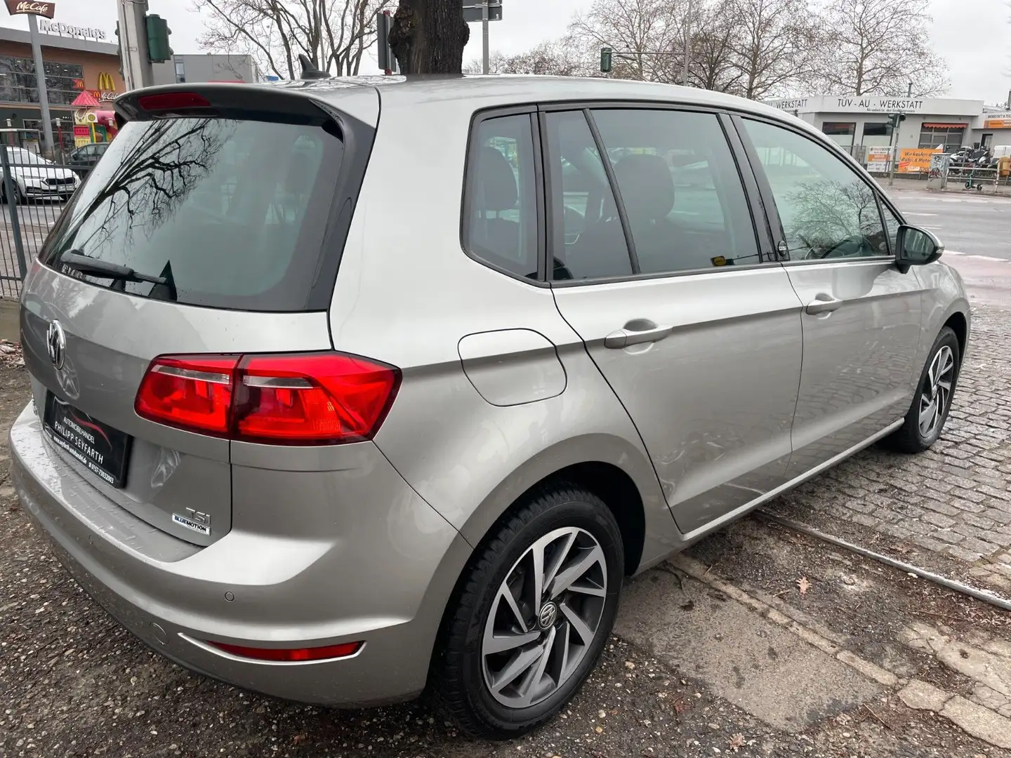 Volkswagen Golf Sportsvan Golf SPORTSVAN  VII SOUND KAMERA*NAVI*LED*BMT Zilver - 2