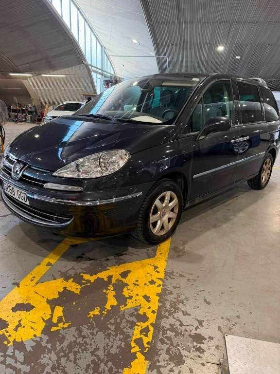 Peugeot 807 2.0HDI FAP Premium 136 - foto 1