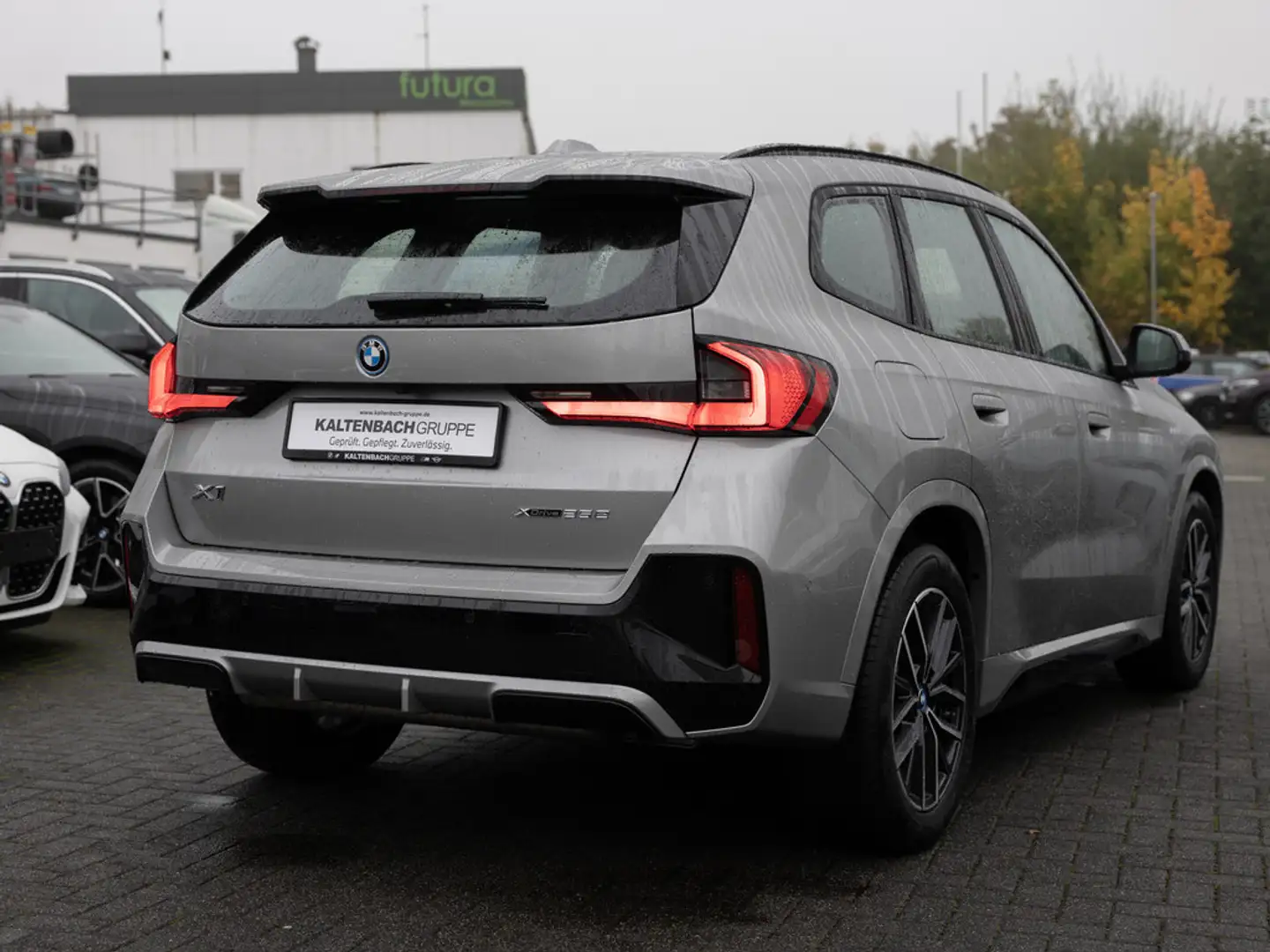 BMW X1 xDrive 25e M-Sport LED ACC NAVI KAMERA Silber - 2