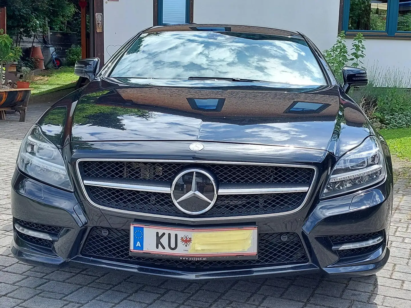 Mercedes-Benz CLS 350 CLS 350 CDI Shooting Brake 4MATIC, AIRMATIC, AMG Line Schwarz - 2