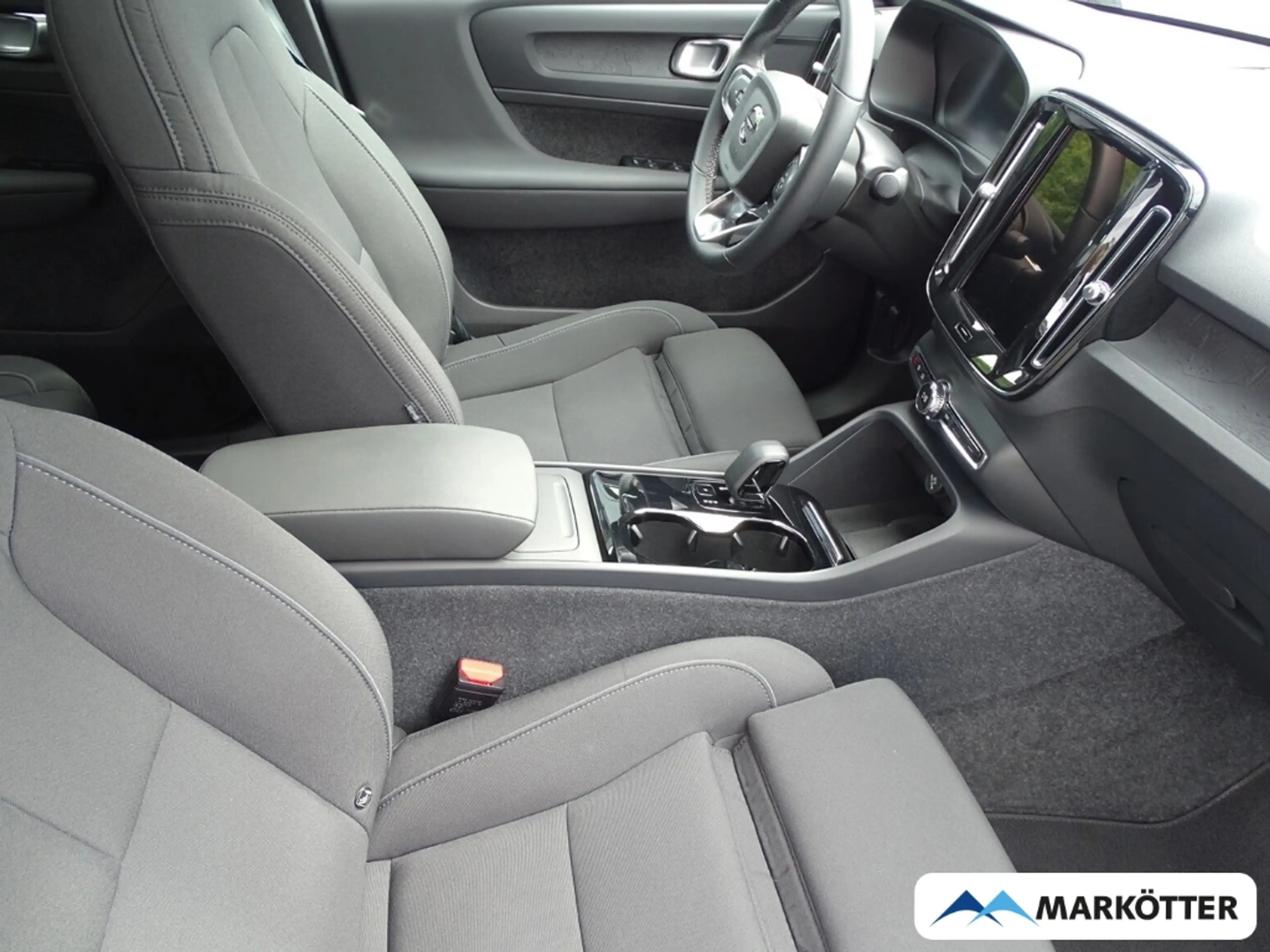 Volvo C40 Plus Recharge 2WD CAM/LHZ/ACC/SHZ/FHSZ/NAVI/ — photo 15