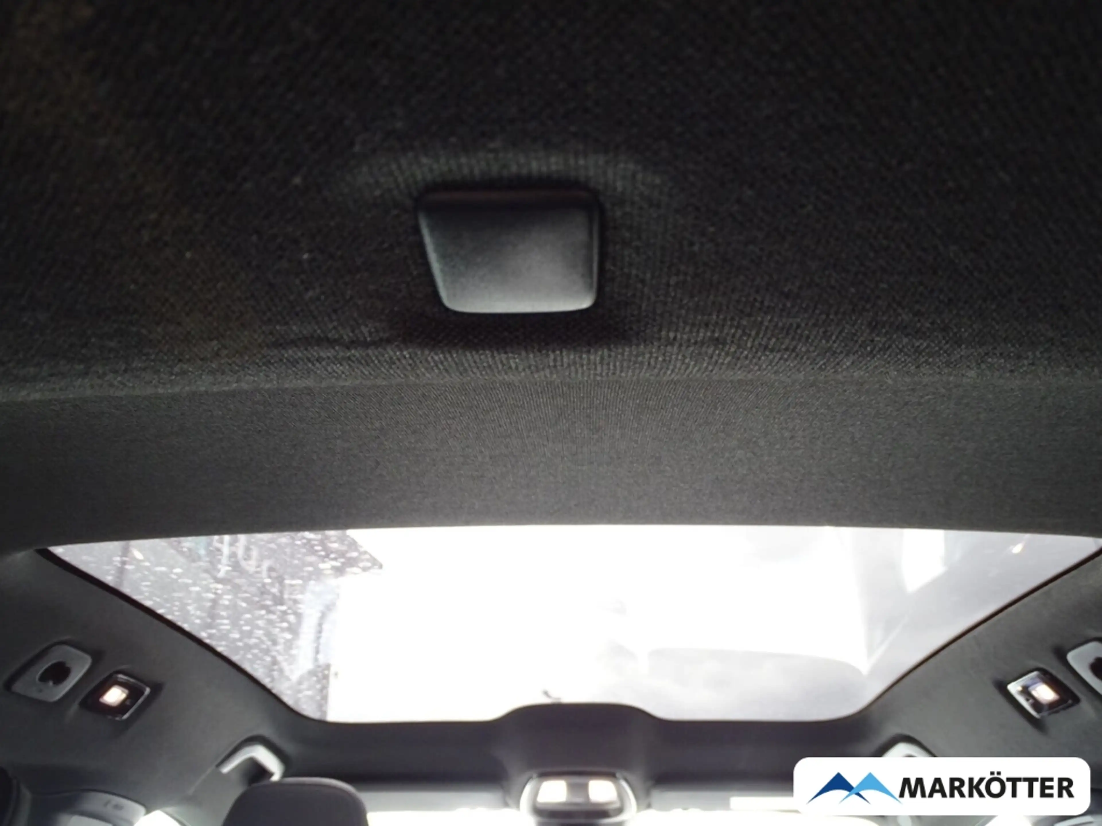 Volvo C40 Plus Recharge 2WD CAM/LHZ/ACC/SHZ/FHSZ/NAVI/ — photo 11