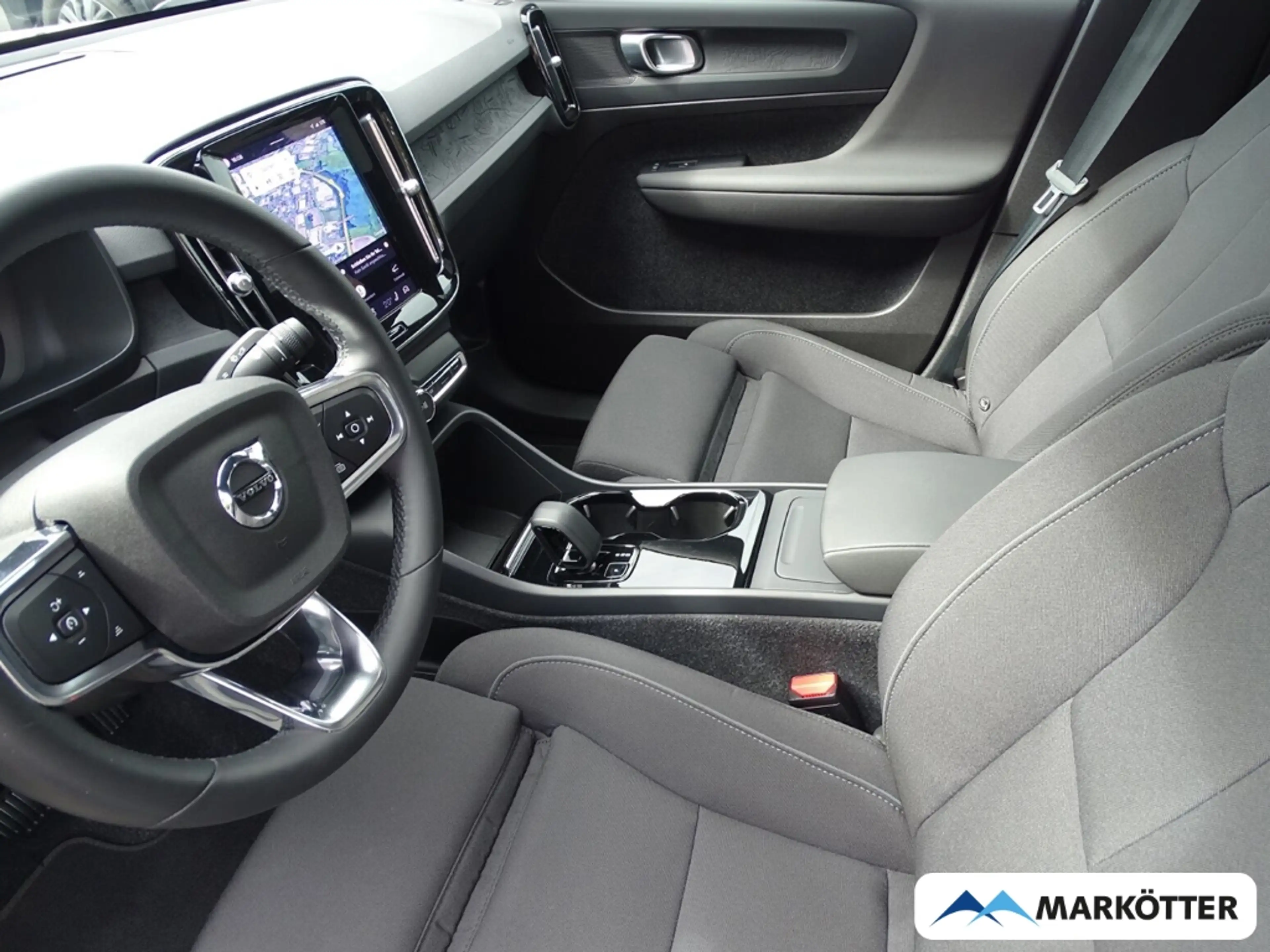 Volvo C40 Plus Recharge 2WD CAM/LHZ/ACC/SHZ/FHSZ/NAVI/ — photo 8