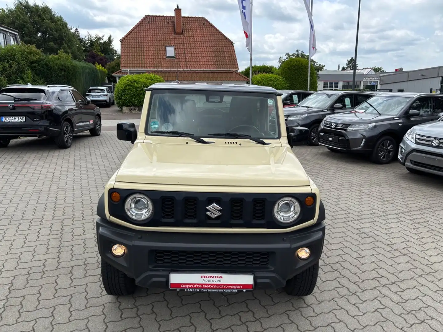 Suzuki Jimny 1.5 Comfort+ AllGrip AHK 4-Sitzer Beige - 2