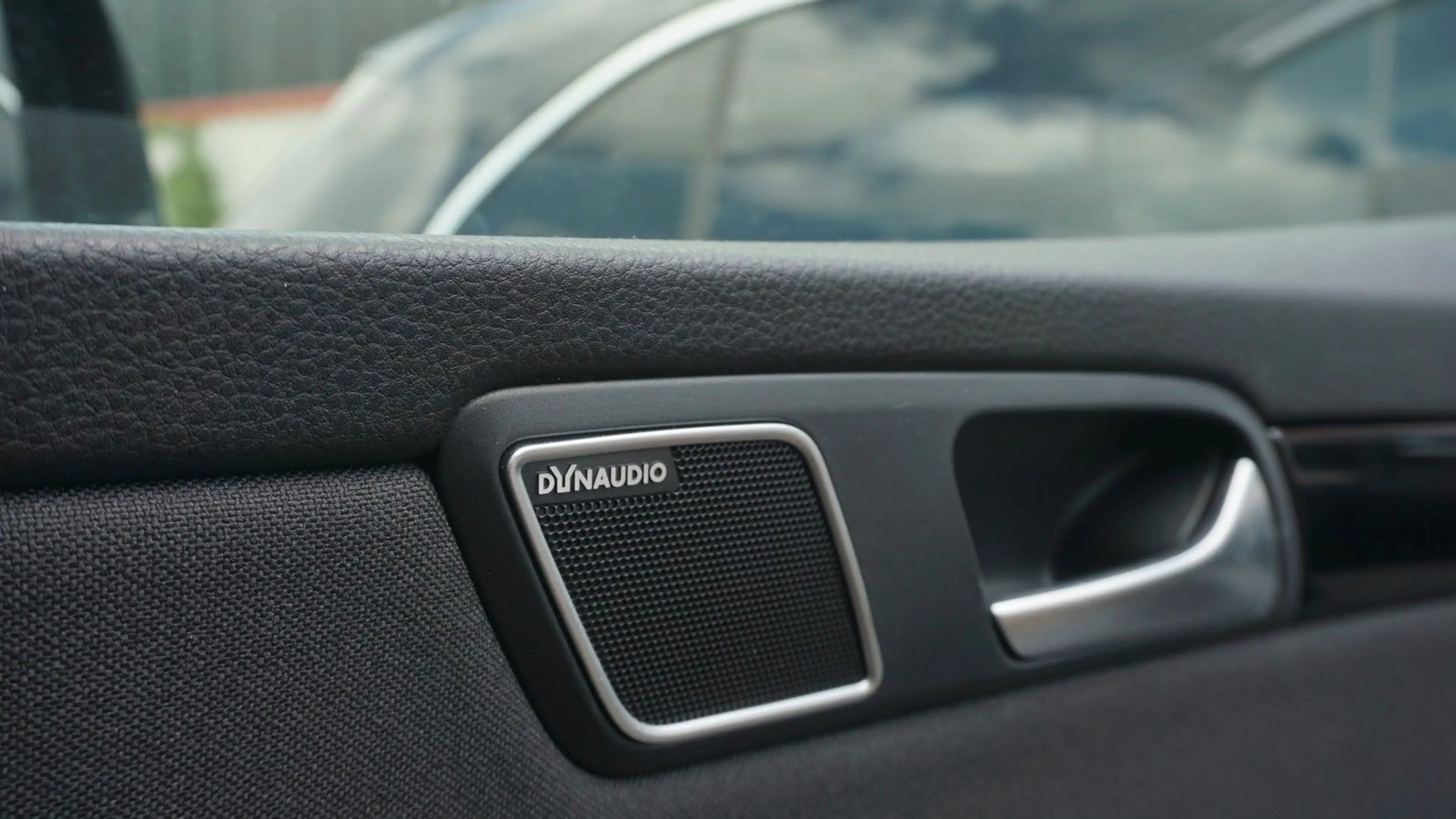 Volkswagen Sharan Sound 4Motion*BI-XENON*KAM*PANO*ACC*TOTW! — photo 23