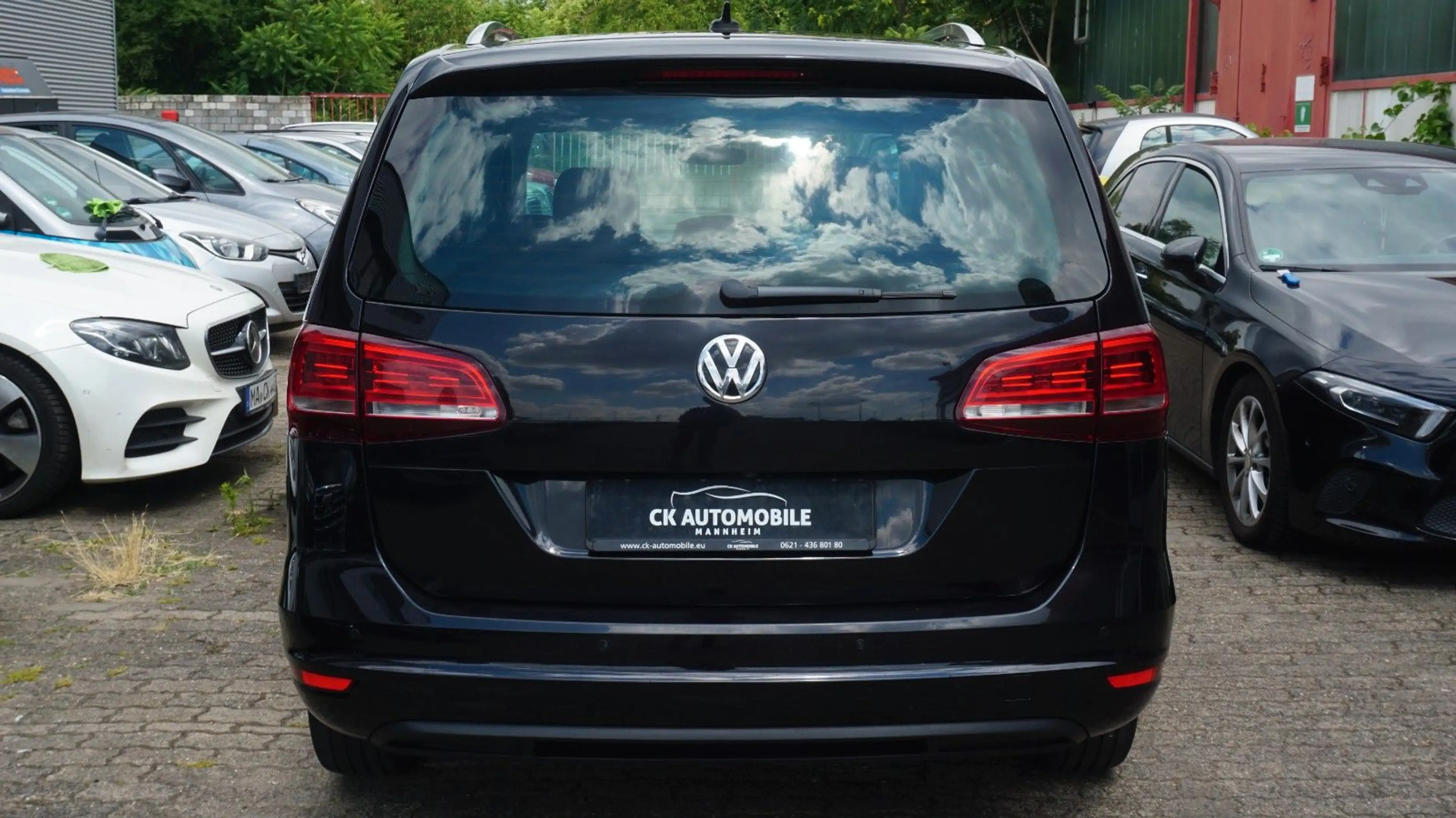 Volkswagen Sharan Sound 4Motion*BI-XENON*KAM*PANO*ACC*TOTW! — photo 4