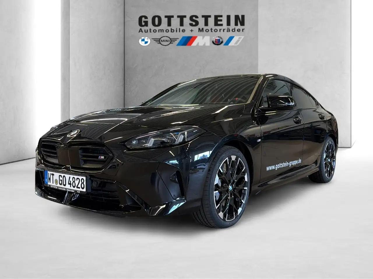 BMW 235