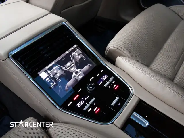 Porsche Panamera 4 e-Hybrid Sport Turismo *Porsche-Approved* Ansicht 17