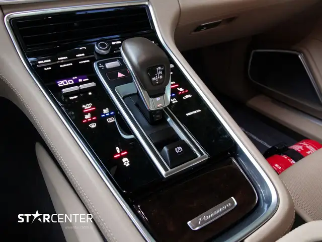 Porsche Panamera 4 e-Hybrid Sport Turismo *Porsche-Approved* Ansicht 15