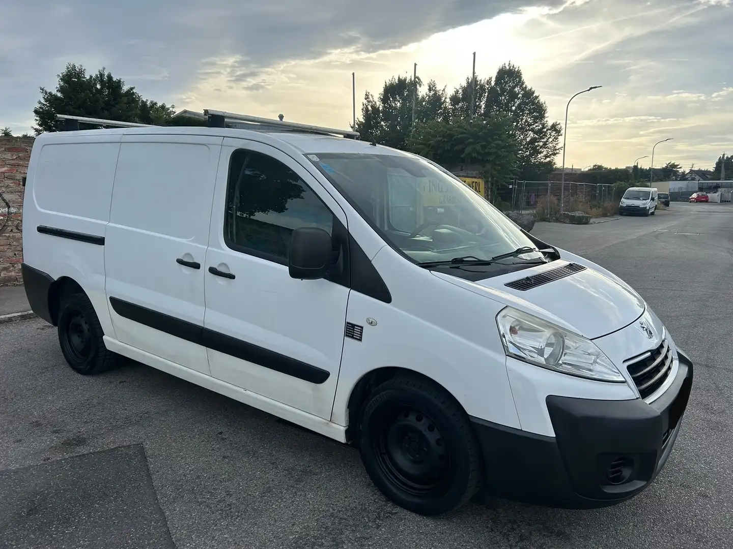 Peugeot Expert L2H1 2,0 HDi 130 FAP - 2