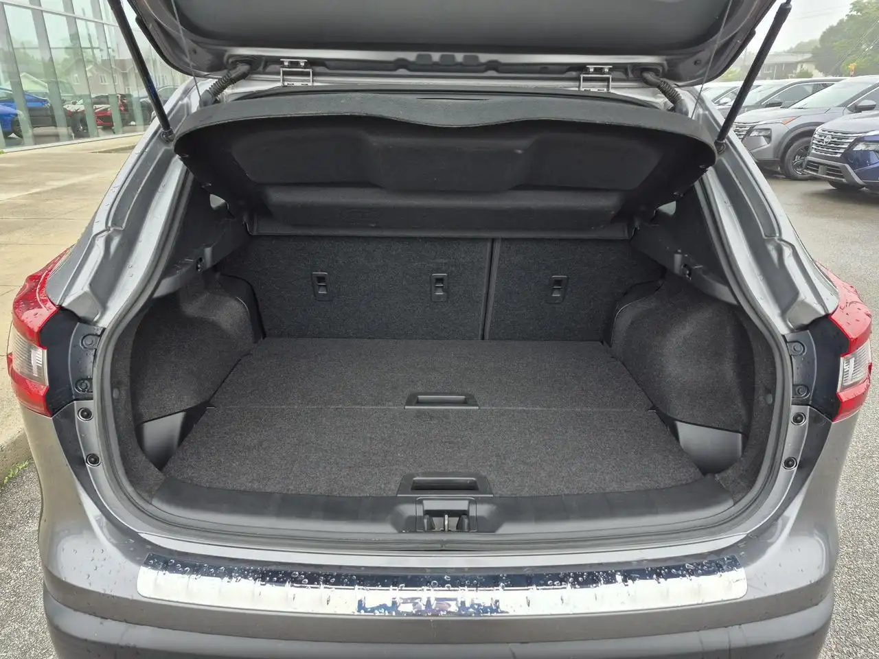Nissan Qashqai снимка Nissan Qashqai