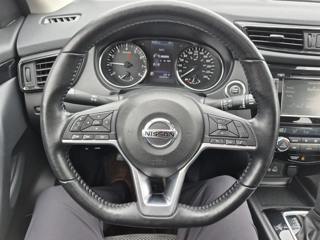 Nissan Qashqai снимка Nissan Qashqai