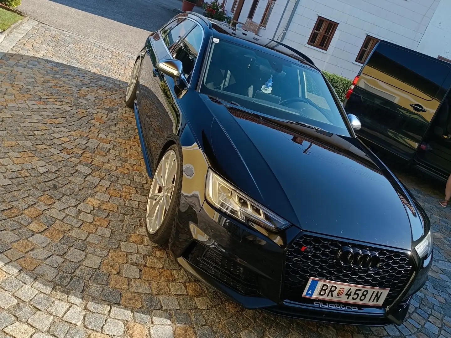 Audi S4 Avant 3.0 TFSI quattro tiptronic - 1