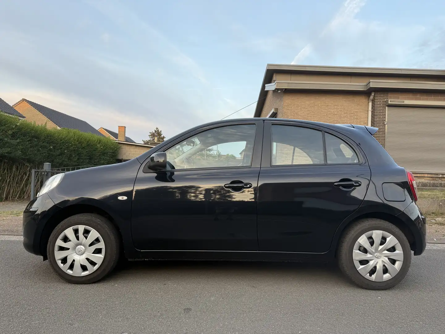 Nissan Micra 1.2 Tekna Noir - 2
