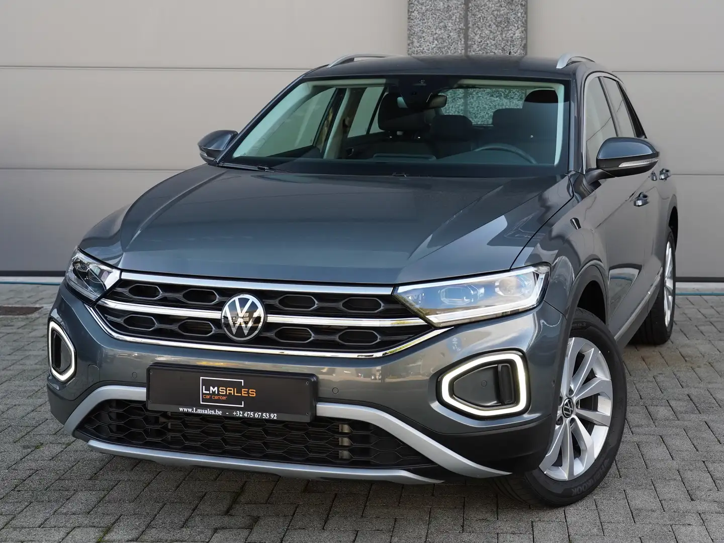 Volkswagen T-Roc 1.5 DSG Style *IQ LIGHT/VERW ZET&STUUR/EL KOFFER* Gris - 1