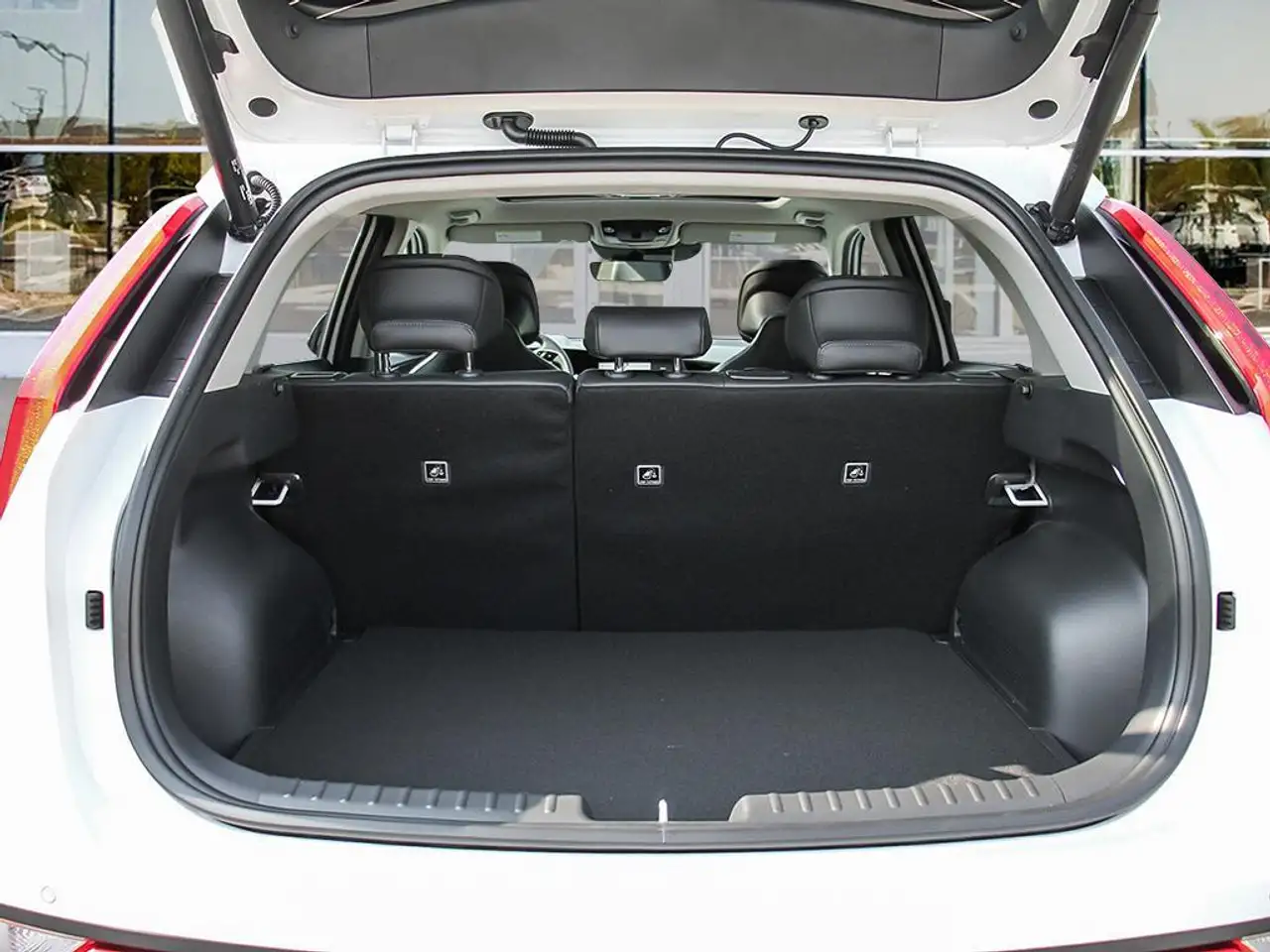 Kia Niro снимка Kia Niro