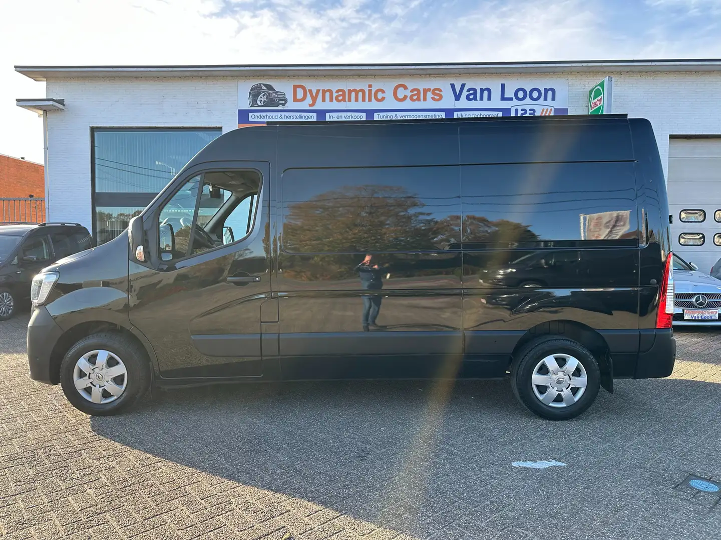 Renault Master dCi180 L2H2 Leer 2xCamera 1Eigenaar Cruise Gps Usb Negro - 2