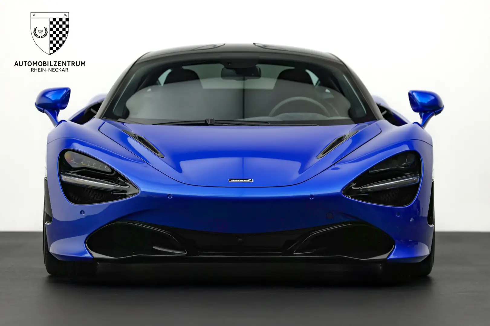 McLaren 720S 720S PerformancePlus/Black/Stealth/Carbon/Sports Bleu - 2