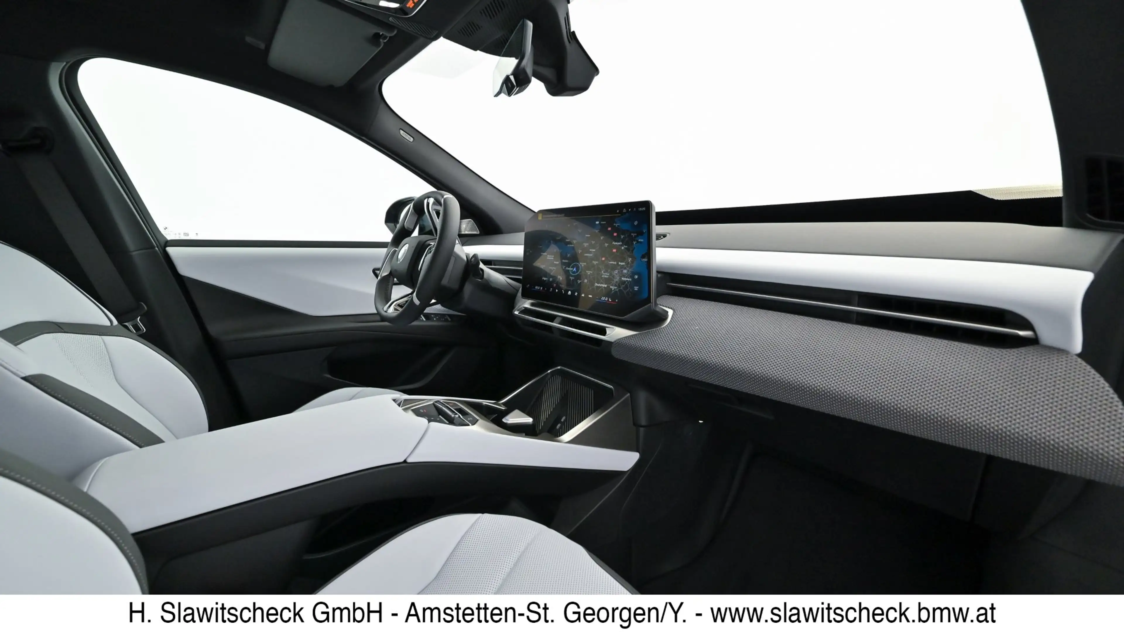 BMW iX3 xDrive50 NA5 — photo 8