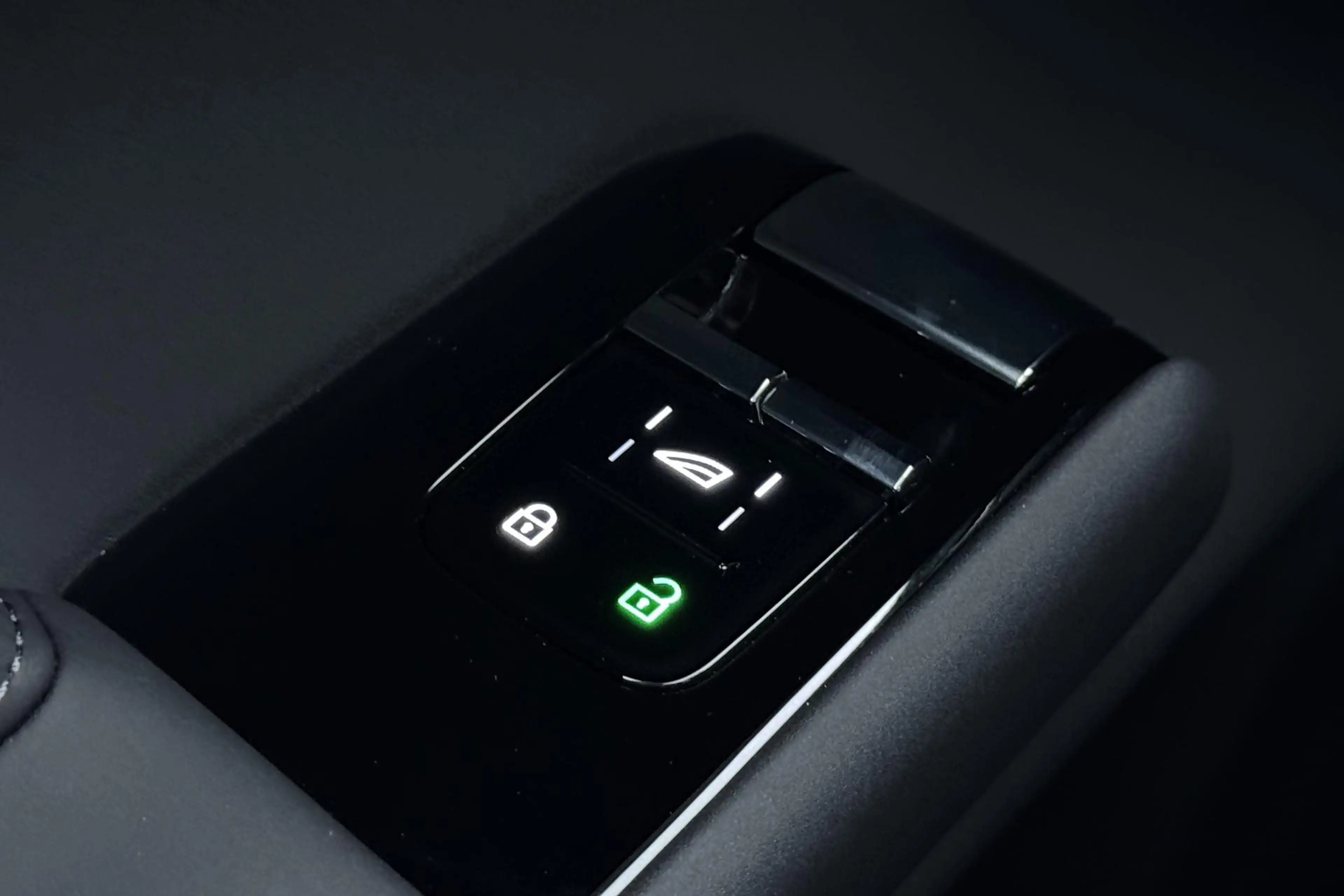 Volvo ES90 Single Motor Extended Range Plus 92 kWh | FACELIFT — photo 38