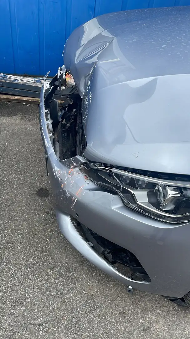 Peugeot 308 PureTech 130 GPF EAT8 Stop Silber - 1