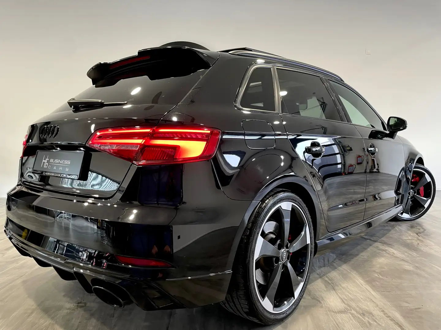 Audi RS3 2.5 TFSI/ NO FAP/ VIRTUAL/ TOIT PANO/ B&O/ MATRIX Noir - 2
