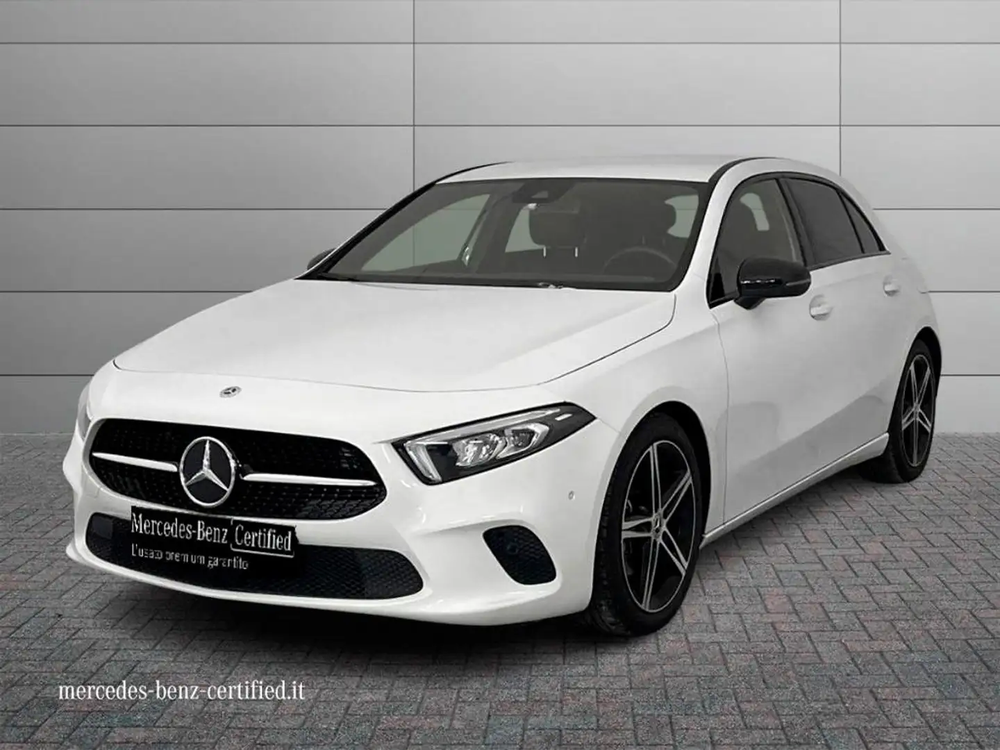 Mercedes-Benz A 180 - A 180 d Sport Night edition auto Blanc - 1