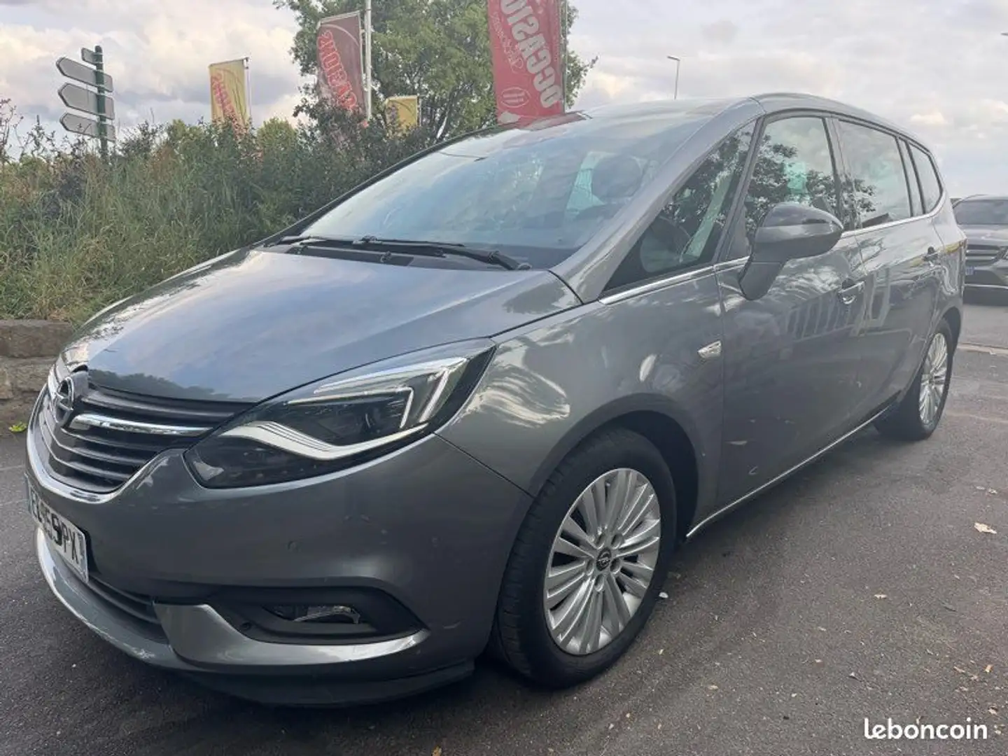 Opel Zafira Tourer 1.4 turbo élite 140cv boite auto 7place gar Gris - 1