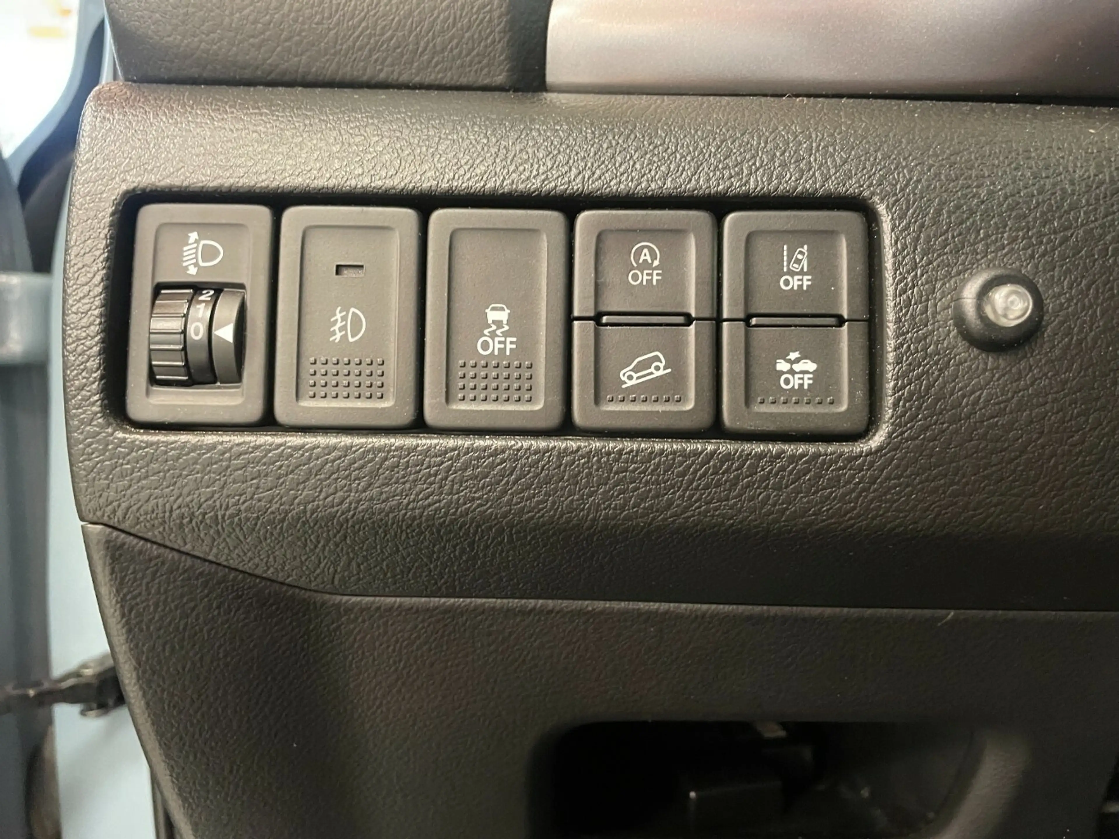 Suzuki Vitara 1.0 AWD*Comf.NAVI*AHZV*Standheizung — photo 15