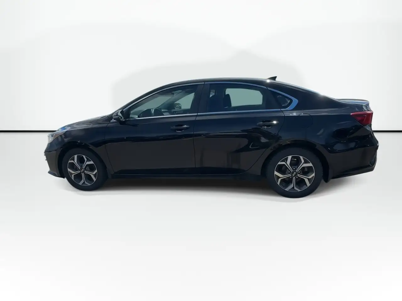 Kia Forte снимка Kia Forte